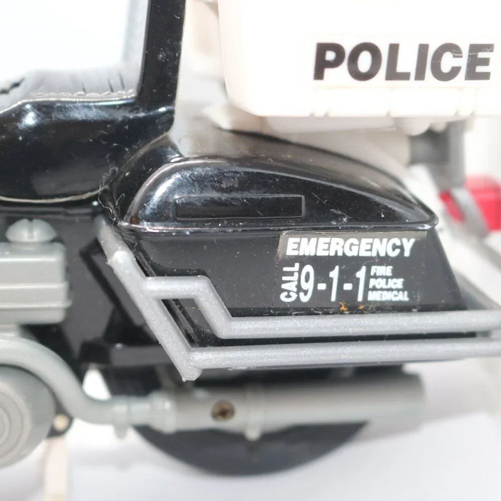 Sun-Rise police motorcycle only Metro unit 208 works great